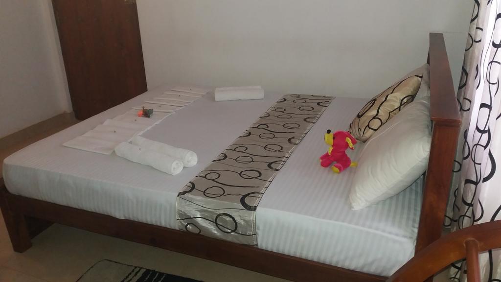 Hotel Sihilro Regency Udawalawe Exterior foto