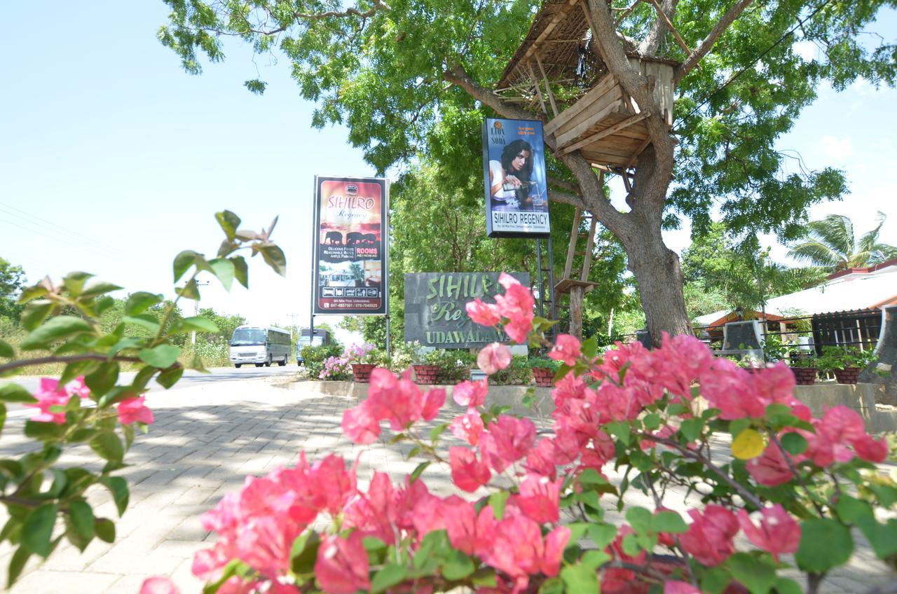 Hotel Sihilro Regency Udawalawe Exterior foto